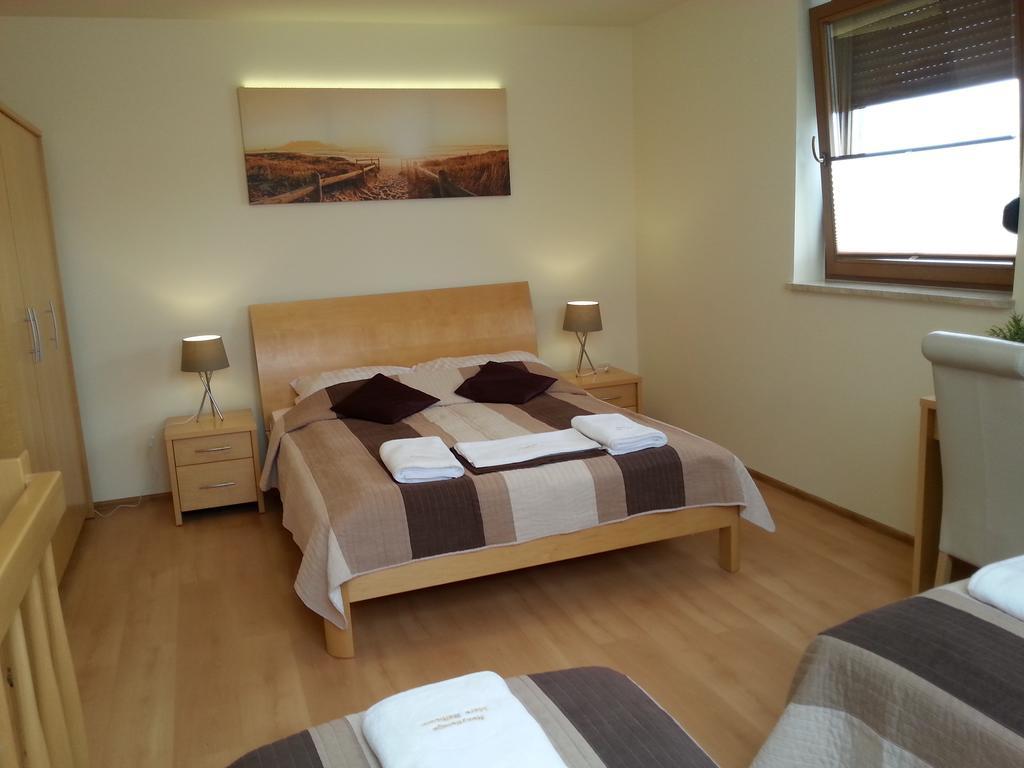 Baltic Vip Apartamenty Przy Morzu Реваль Екстер'єр фото